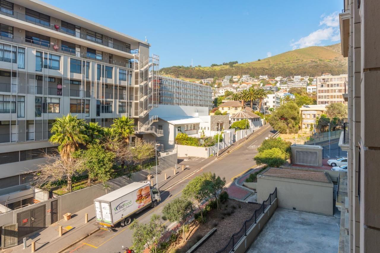 Cape Royale I Whosting Apartment Cape Town Exterior foto